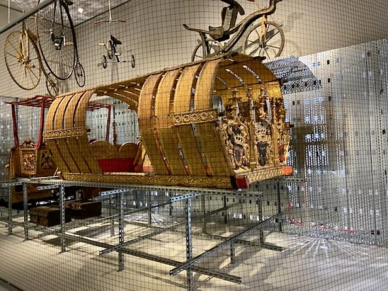 đźď¸ Museen in Graz â Von alten RĂźstungen bis futuristischen Bauten
